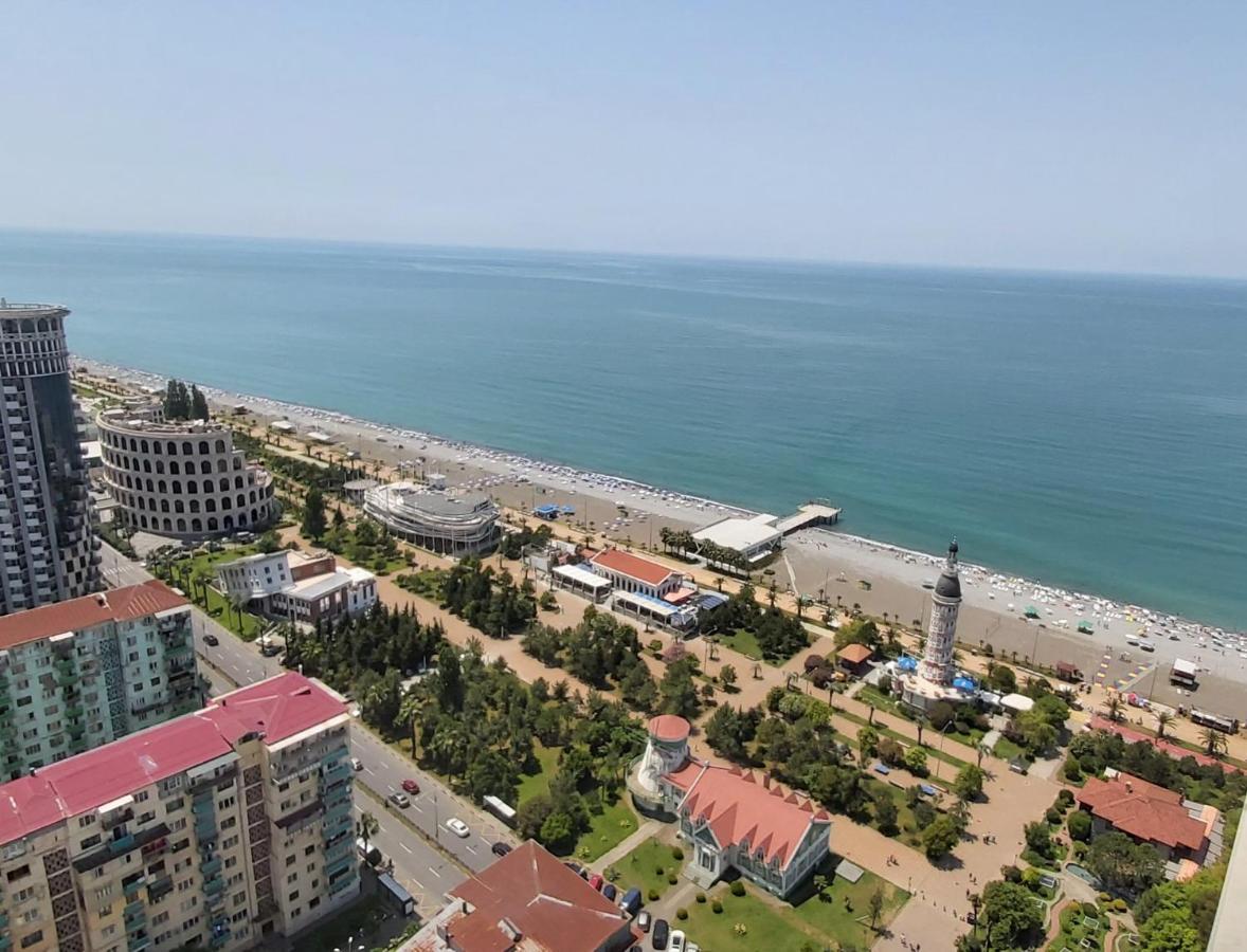 Luxury Sea View Orbi City Батуми Екстериор снимка