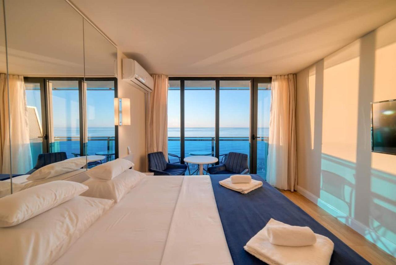 Luxury Sea View Orbi City Батуми Екстериор снимка