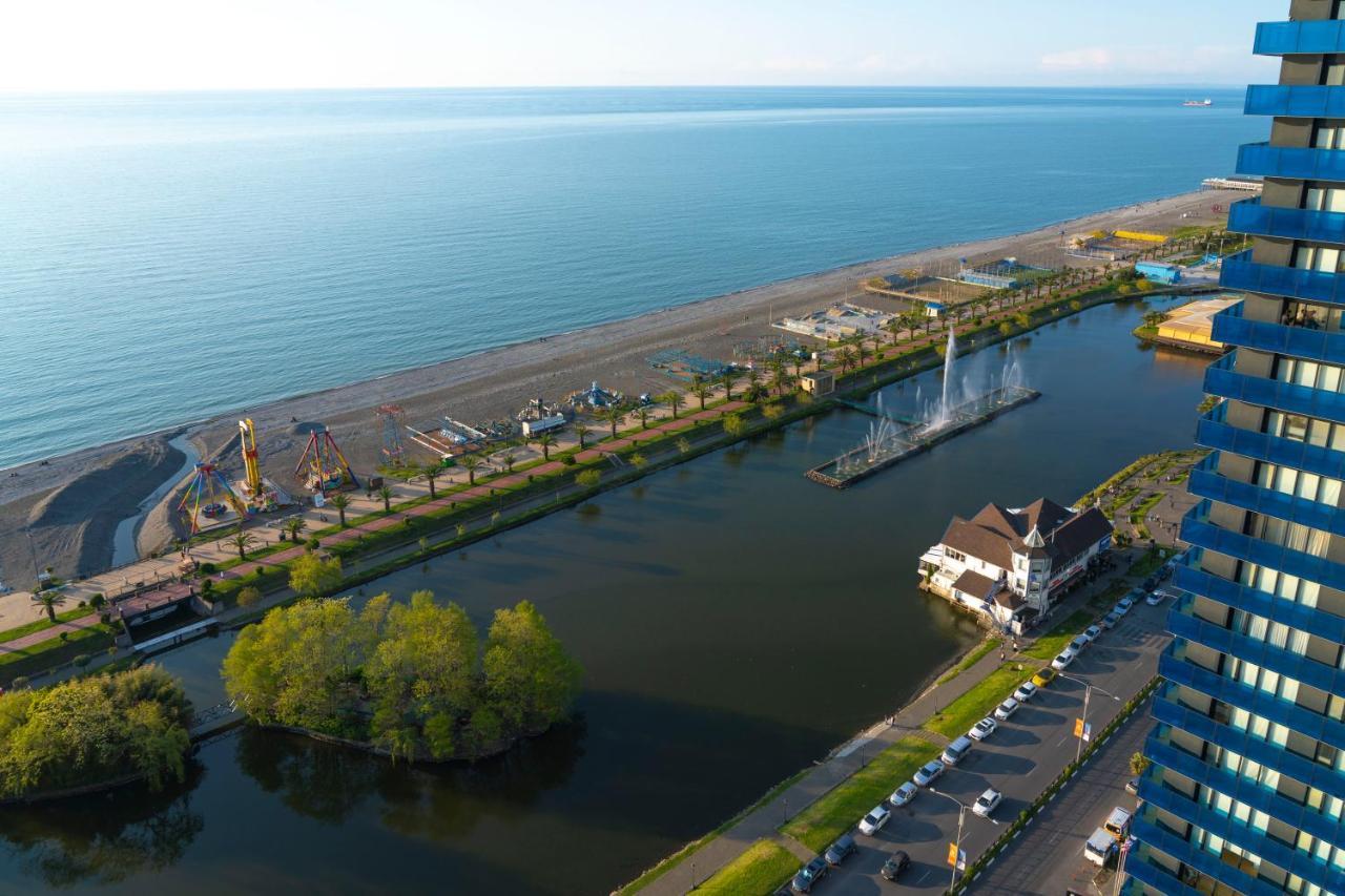 Luxury Sea View Orbi City Батуми Екстериор снимка